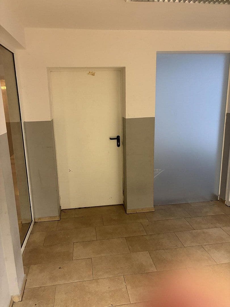 Pronájem nebytového prostoru 95 m², Karlstr. 104, Mönchengladbach, Severní Porýní-Vestfálsko Pronájem nebytového prostoru 95 m², Karlstr. 104, Mönchengladbach, Severní Porýní-Vestfálsko