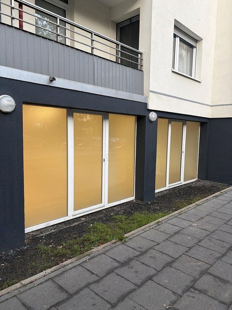 Pronájem nebytového prostoru 95 m², Karlstr. 104, Mönchengladbach, Severní Porýní-Vestfálsko Pronájem nebytového prostoru 95 m², Karlstr. 104, Mönchengladbach, Severní Porýní-Vestfálsko