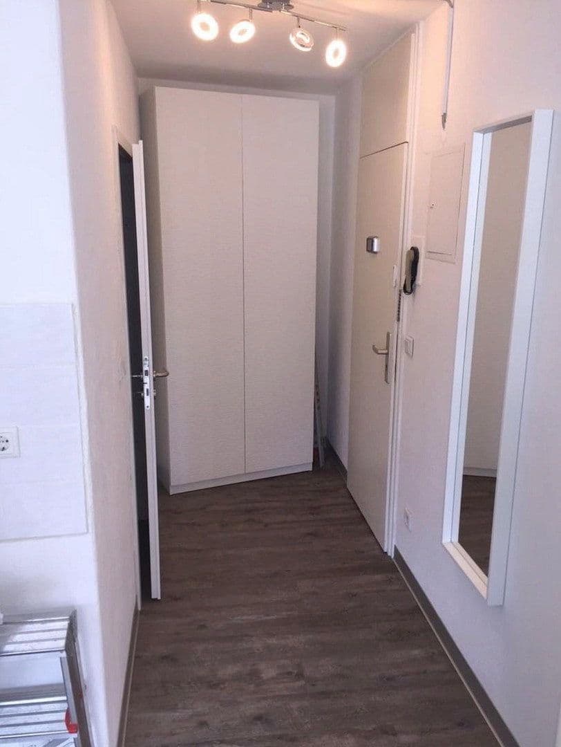 Pronájem bytu 1+1 24 m², Ringseisstraße 11, München, Bavorsko Pronájem bytu 1+1 24 m², Ringseisstraße 11, München, Bavorsko