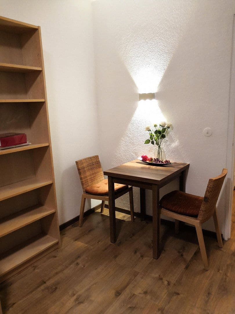 Pronájem bytu 1+1 21 m², Klagenfurter Str., München, Bavorsko Pronájem bytu 1+1 21 m², Klagenfurter Str., München, Bavorsko