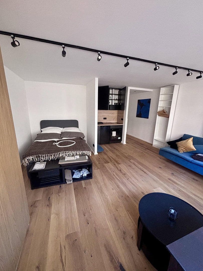 Pronájem bytu 1+1 36 m², Elvirastraße, München, Bavorsko Pronájem bytu 1+1 36 m², Elvirastraße, München, Bavorsko