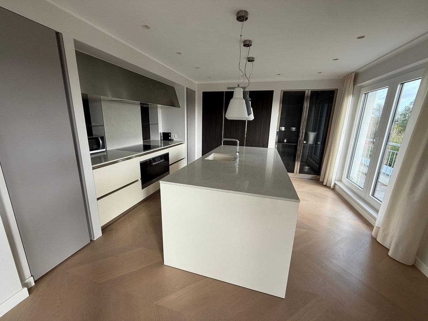 Pronájem bytu 3+1 185 m², Hagener Straße 536, Dortmund, Severní Porýní-Vestfálsko Pronájem bytu 3+1 185 m², Hagener Straße 536, Dortmund, Severní Porýní-Vestfálsko