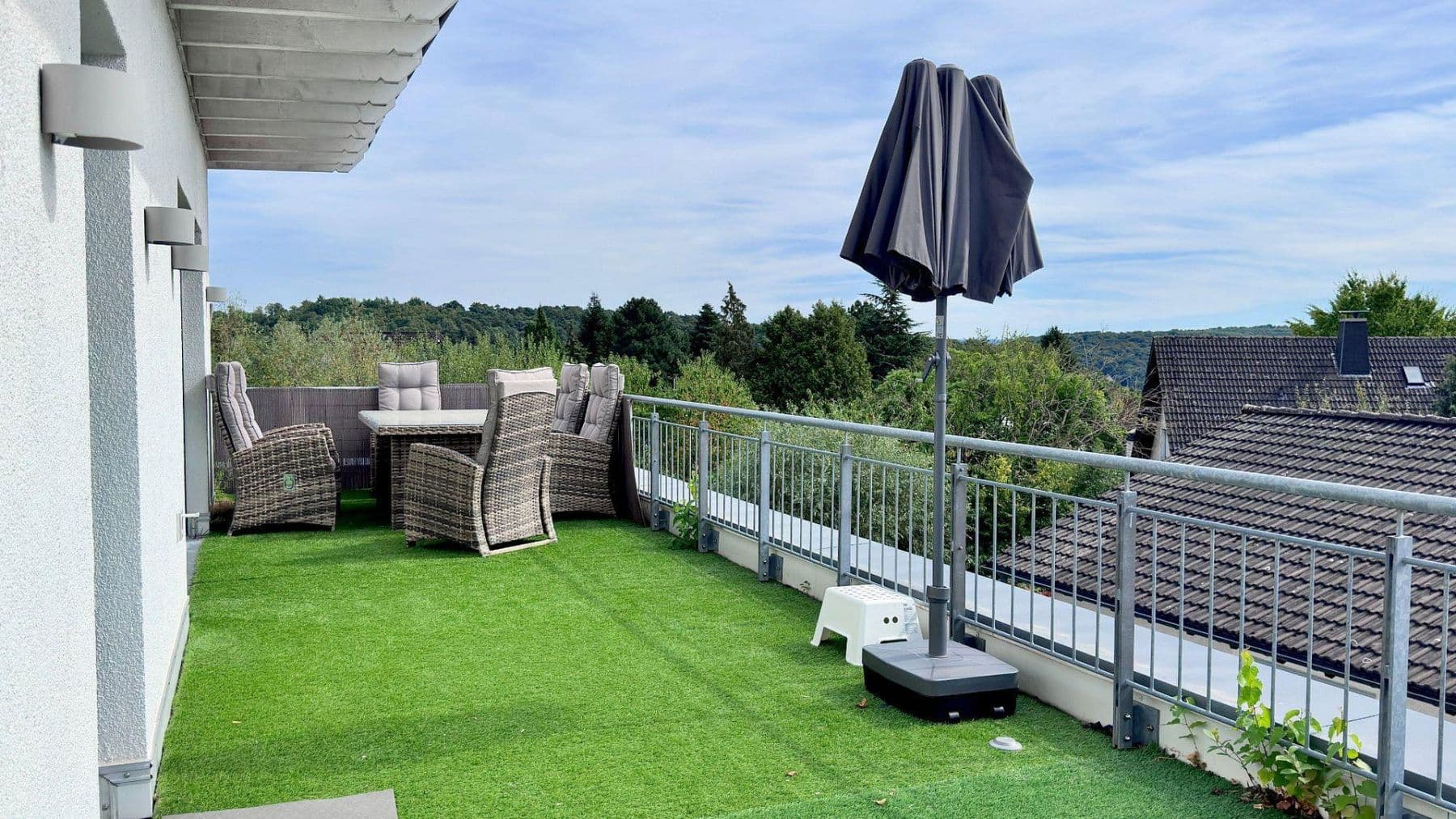 Pronájem bytu 3+1 185 m², Hagener Straße 536, Dortmund, Severní Porýní-Vestfálsko Pronájem bytu 3+1 185 m², Hagener Straße 536, Dortmund, Severní Porýní-Vestfálsko