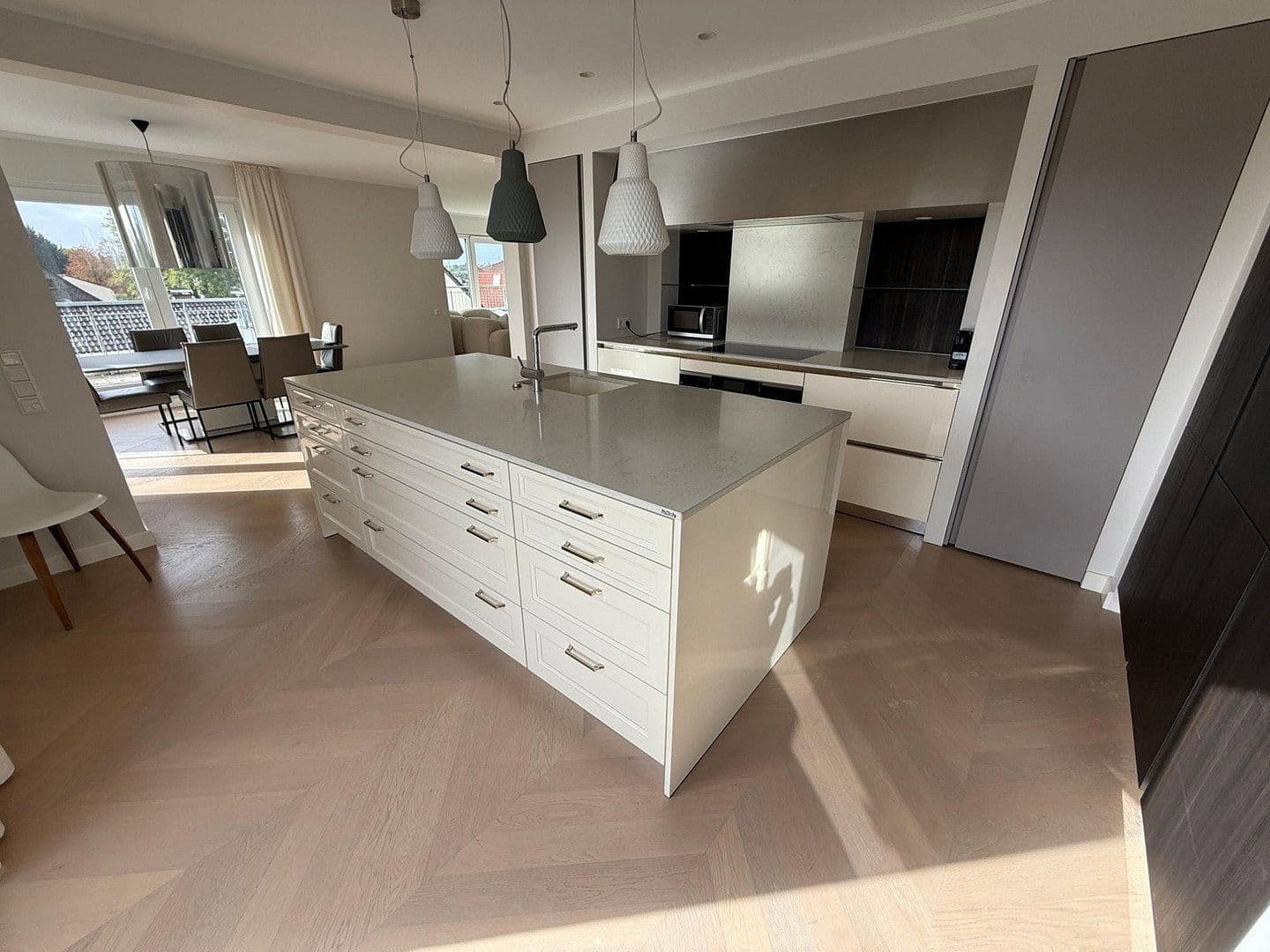 Pronájem bytu 3+1 185 m², Hagener Straße 536, Dortmund, Severní Porýní-Vestfálsko Pronájem bytu 3+1 185 m², Hagener Straße 536, Dortmund, Severní Porýní-Vestfálsko