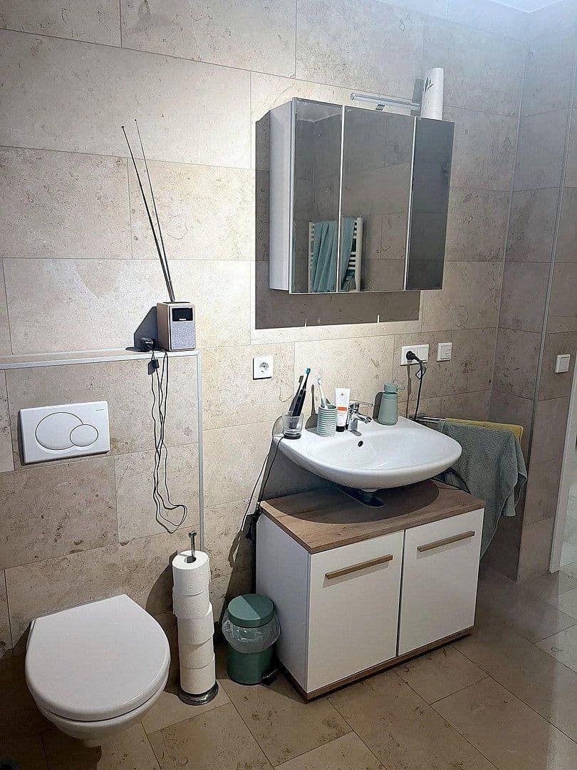 Pronájem bytu 3+1 90 m², Godramsteiner Straße 12, Ingolstadt, Bavorsko Pronájem bytu 3+1 90 m², Godramsteiner Straße 12, Ingolstadt, Bavorsko