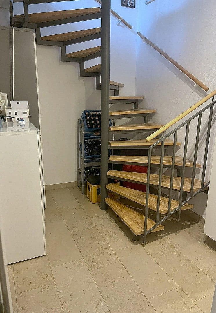 Pronájem bytu 3+1 90 m², Godramsteiner Straße 12, Ingolstadt, Bavorsko Pronájem bytu 3+1 90 m², Godramsteiner Straße 12, Ingolstadt, Bavorsko