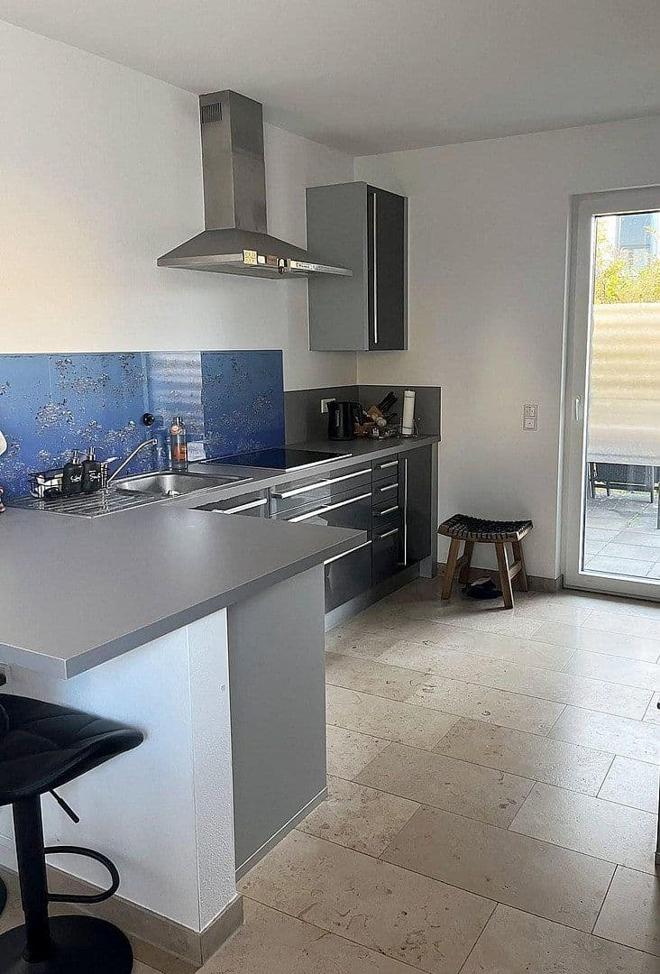 Pronájem bytu 3+1 90 m², Godramsteiner Straße 12, Ingolstadt, Bavorsko Pronájem bytu 3+1 90 m², Godramsteiner Straße 12, Ingolstadt, Bavorsko