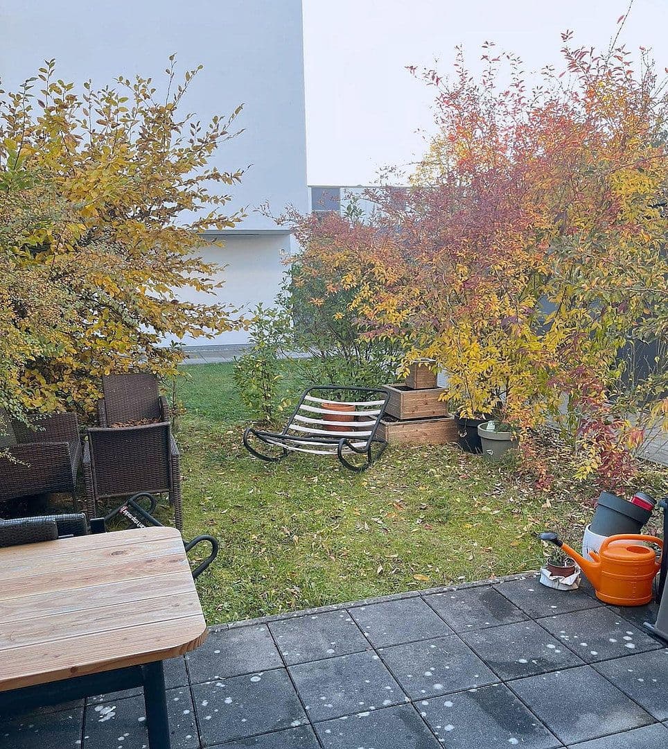 Pronájem bytu 3+1 90 m², Godramsteiner Straße 12, Ingolstadt, Bavorsko Pronájem bytu 3+1 90 m², Godramsteiner Straße 12, Ingolstadt, Bavorsko