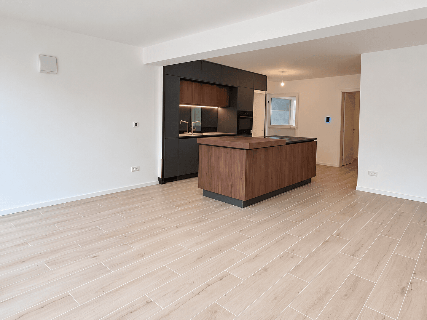 Pronájem kanceláře 98 m², Nürnberg, Bavorsko Pronájem kanceláře 98 m², Nürnberg, Bavorsko