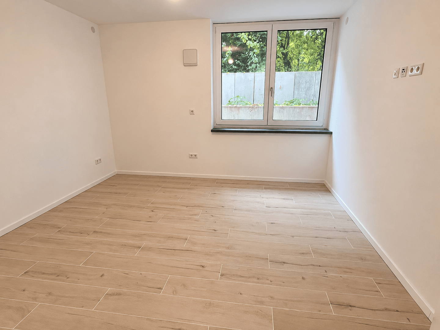 Pronájem kanceláře 98 m², Nürnberg, Bavorsko Pronájem kanceláře 98 m², Nürnberg, Bavorsko