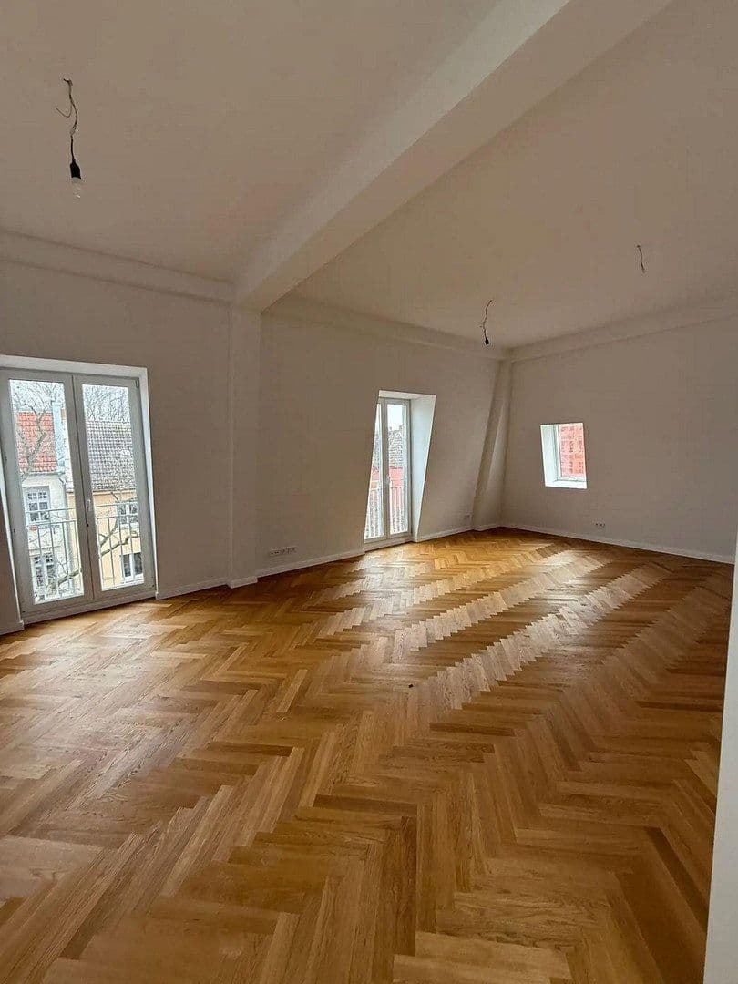 Pronájem bytu 2+1 69 m², Wönnichstraße 110, Berlin, Berlín Pronájem bytu 2+1 69 m², Wönnichstraße 110, Berlin, Berlín