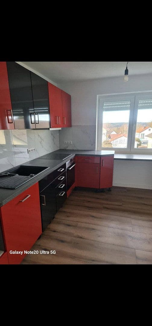 Pronájem bytu 4+1 107 m², Birkenstr. 3, Neufahrn in Niederbayern, Bavorsko Pronájem bytu 4+1 107 m², Birkenstr. 3, Neufahrn in Niederbayern, Bavorsko