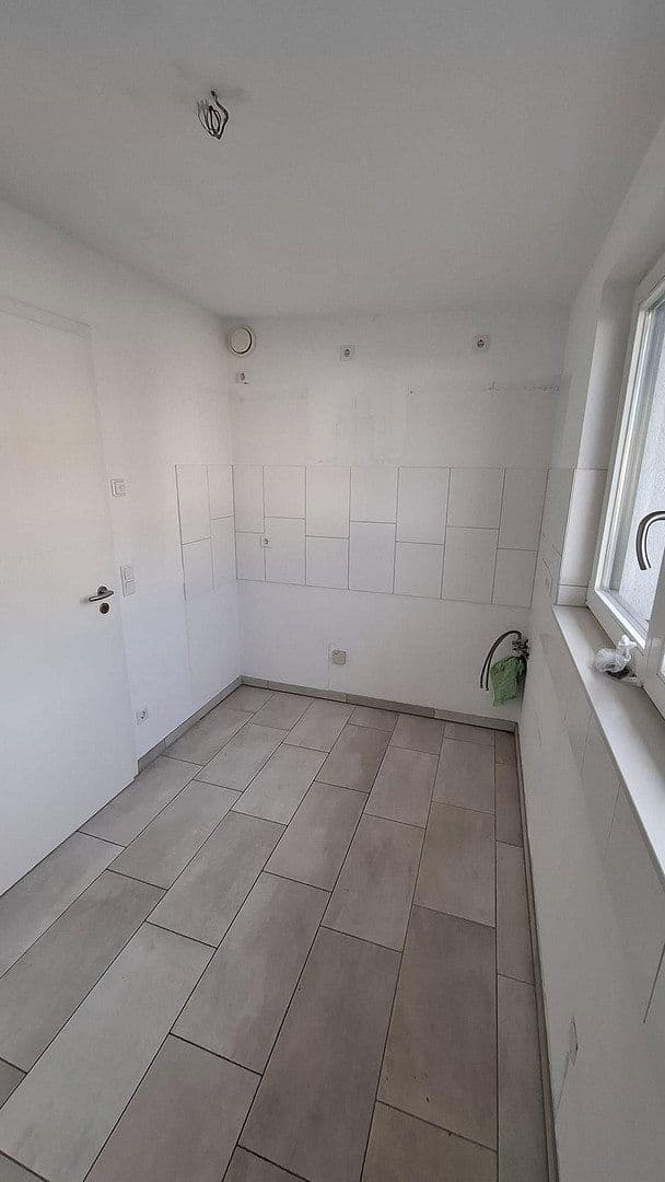 Pronájem bytu 2+1 63 m², Düsseldorf, Severní Porýní-Vestfálsko Pronájem bytu 2+1 63 m², Düsseldorf, Severní Porýní-Vestfálsko