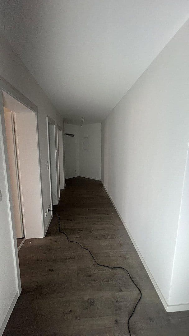 Pronájem bytu 4+1 103 m², Ludwigshafen, Porýní-Falc Pronájem bytu 4+1 103 m², Ludwigshafen, Porýní-Falc