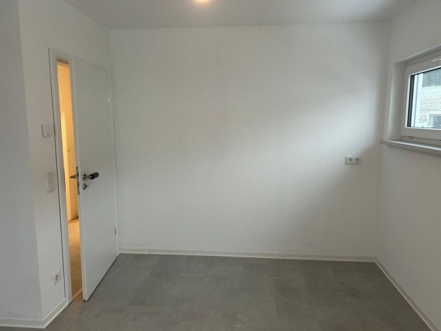 Pronájem domu 124 m², pozemek 459 m², Wehingen, Bádensko-Württembersko Pronájem domu 124 m², pozemek 459 m², Wehingen, Bádensko-Württembersko