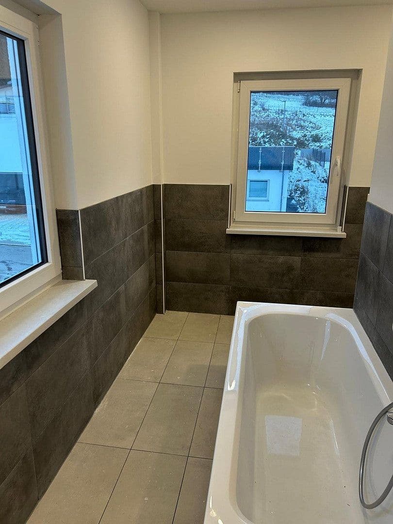 Pronájem domu 124 m², pozemek 459 m², Wehingen, Bádensko-Württembersko Pronájem domu 124 m², pozemek 459 m², Wehingen, Bádensko-Württembersko