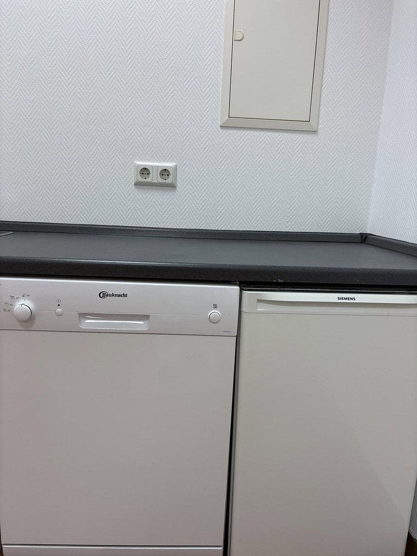 Pronájem kanceláře 80 m², Köln, Severní Porýní-Vestfálsko Pronájem kanceláře 80 m², Köln, Severní Porýní-Vestfálsko