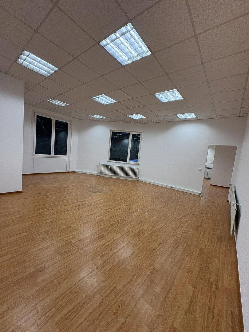 Pronájem kanceláře 80 m², Köln, Severní Porýní-Vestfálsko Pronájem kanceláře 80 m², Köln, Severní Porýní-Vestfálsko
