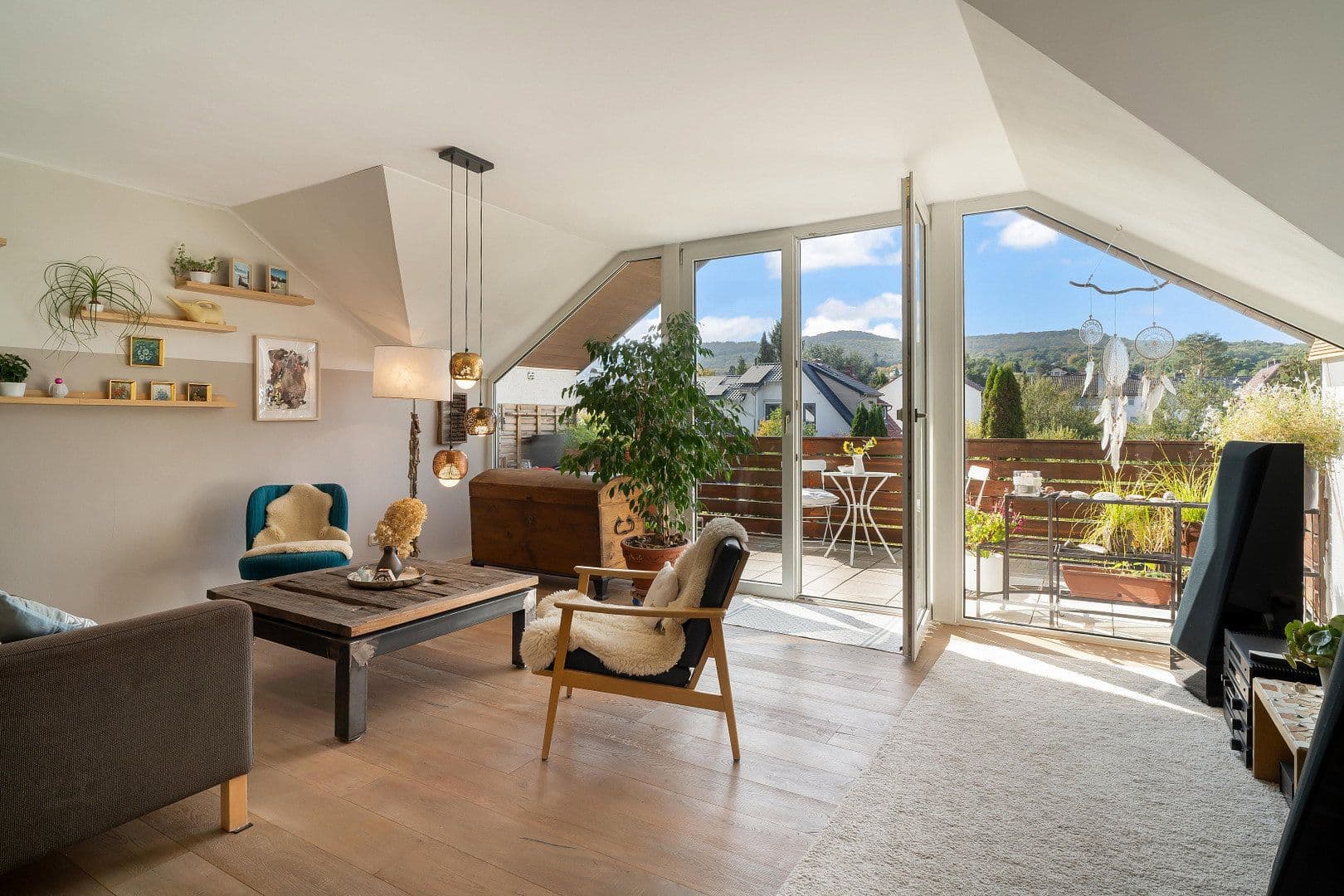 Prodej bytu 6+1 177 m², Falkenweg 27, Kassel, Hessen Prodej bytu 6+1 177 m², Falkenweg 27, Kassel, Hessen