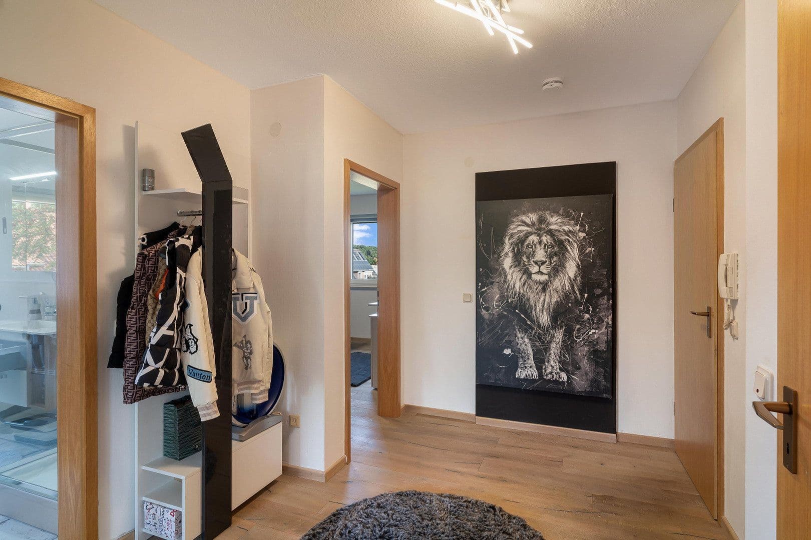 Prodej bytu 6+1 177 m², Falkenweg 27, Kassel, Hessen Prodej bytu 6+1 177 m², Falkenweg 27, Kassel, Hessen