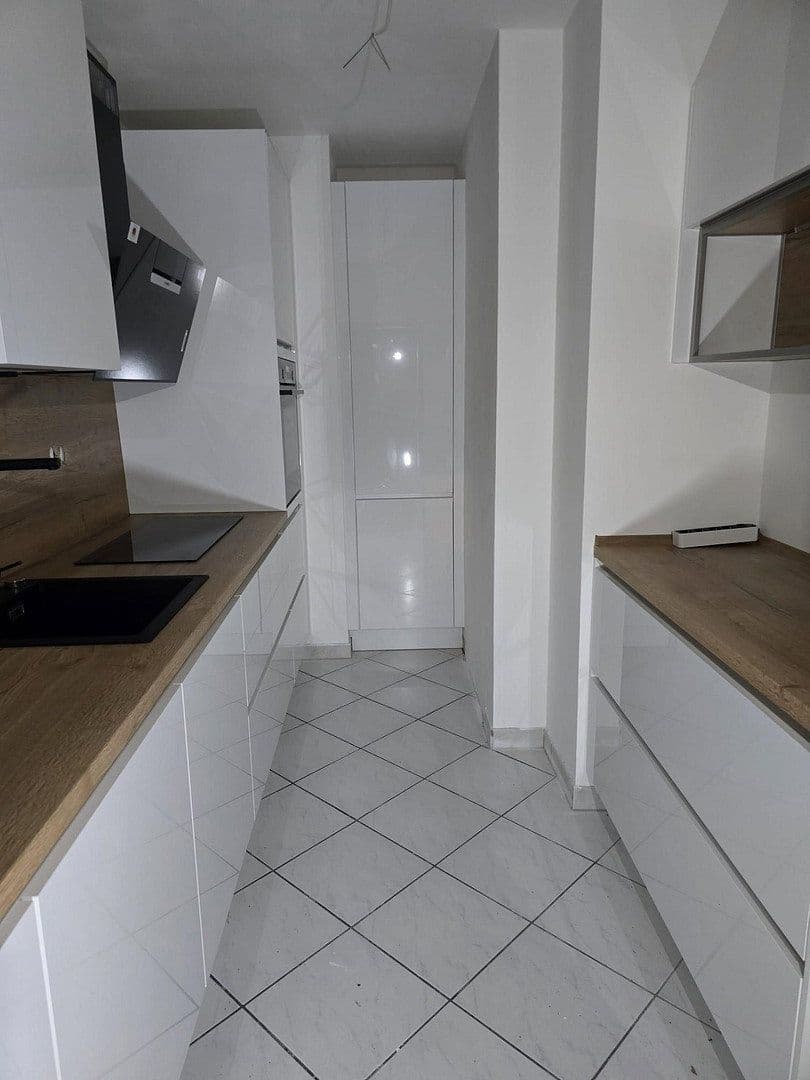 Pronájem bytu 3+1 83 m², Akademiestr. 27, Hanau, Hessen Pronájem bytu 3+1 83 m², Akademiestr. 27, Hanau, Hessen