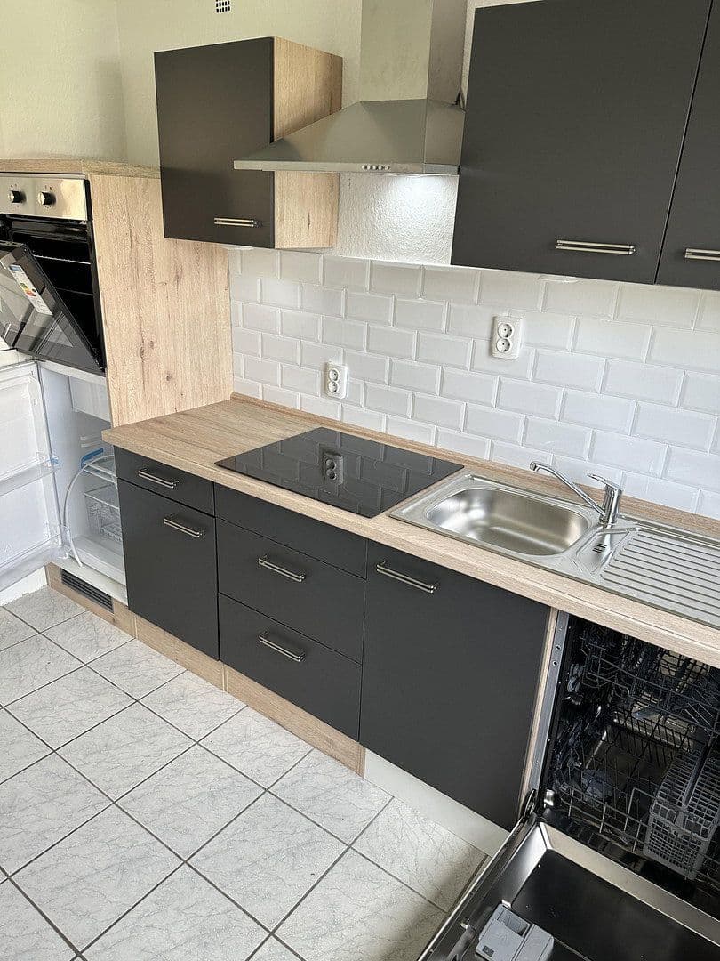 Pronájem bytu 3+1 65 m², Leipzigerstr 5, Herborn, Hessen Pronájem bytu 3+1 65 m², Leipzigerstr 5, Herborn, Hessen