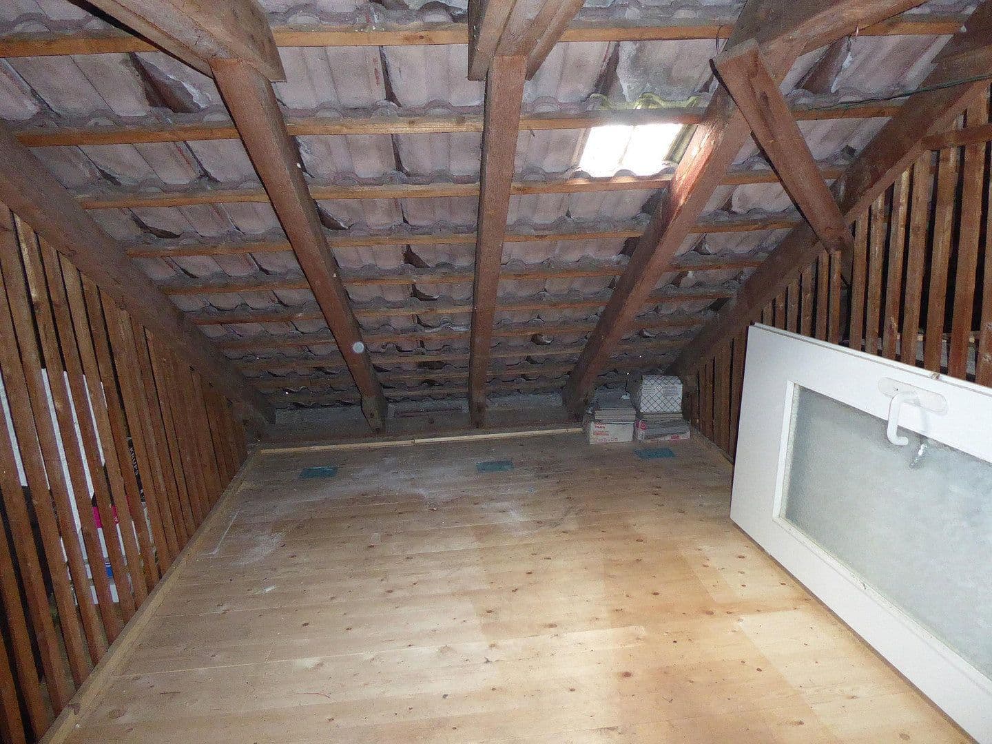 Pronájem bytu 3+1 65 m², Leipzigerstr 5, Herborn, Hessen Pronájem bytu 3+1 65 m², Leipzigerstr 5, Herborn, Hessen