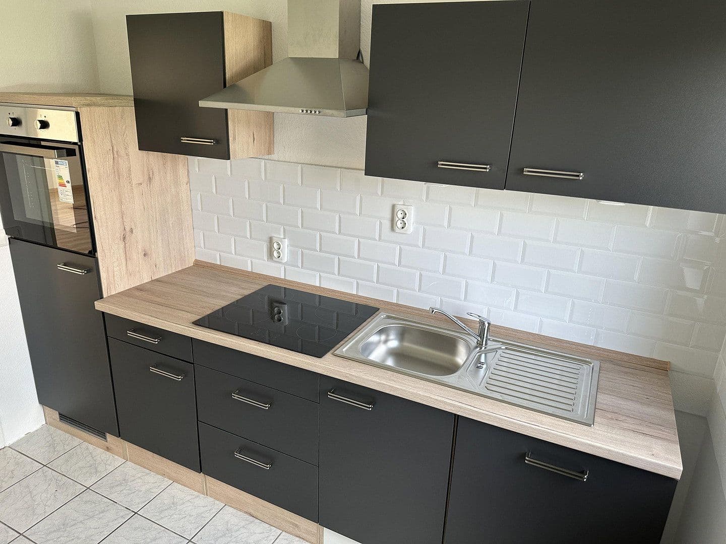 Pronájem bytu 3+1 65 m², Leipzigerstr 5, Herborn, Hessen Pronájem bytu 3+1 65 m², Leipzigerstr 5, Herborn, Hessen