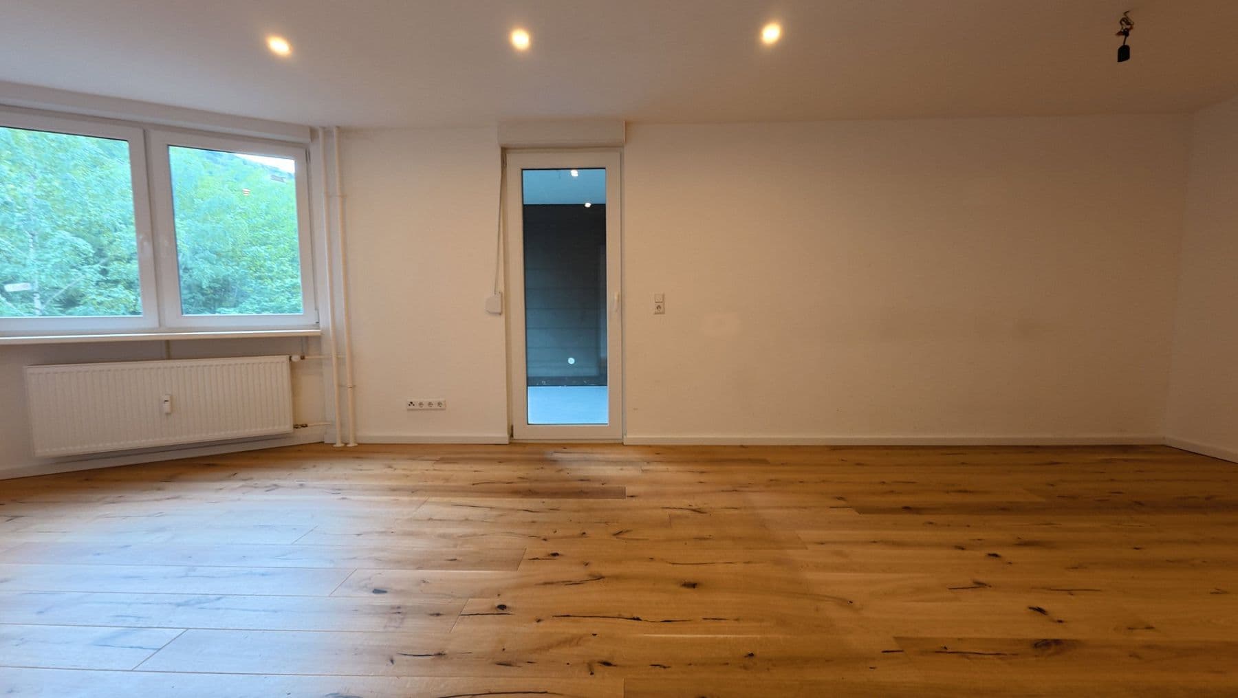 Pronájem bytu 3+1 68 m², Otto-Hahn-Platz 3, Heidelberg, Bádensko-Württembersko Pronájem bytu 3+1 68 m², Otto-Hahn-Platz 3, Heidelberg, Bádensko-Württembersko