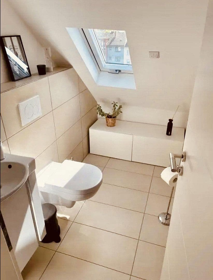 Pronájem bytu 3+1 107 m², Aschaffenburg, Bavorsko Pronájem bytu 3+1 107 m², Aschaffenburg, Bavorsko