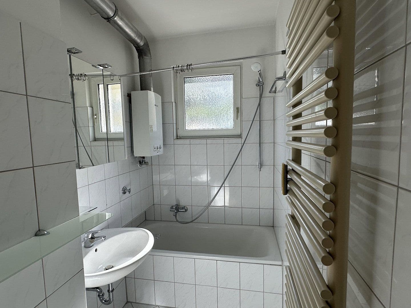 Pronájem bytu 4+1 110 m², Brahmsweg 32, Stuttgart, Bádensko-Württembersko Pronájem bytu 4+1 110 m², Brahmsweg 32, Stuttgart, Bádensko-Württembersko