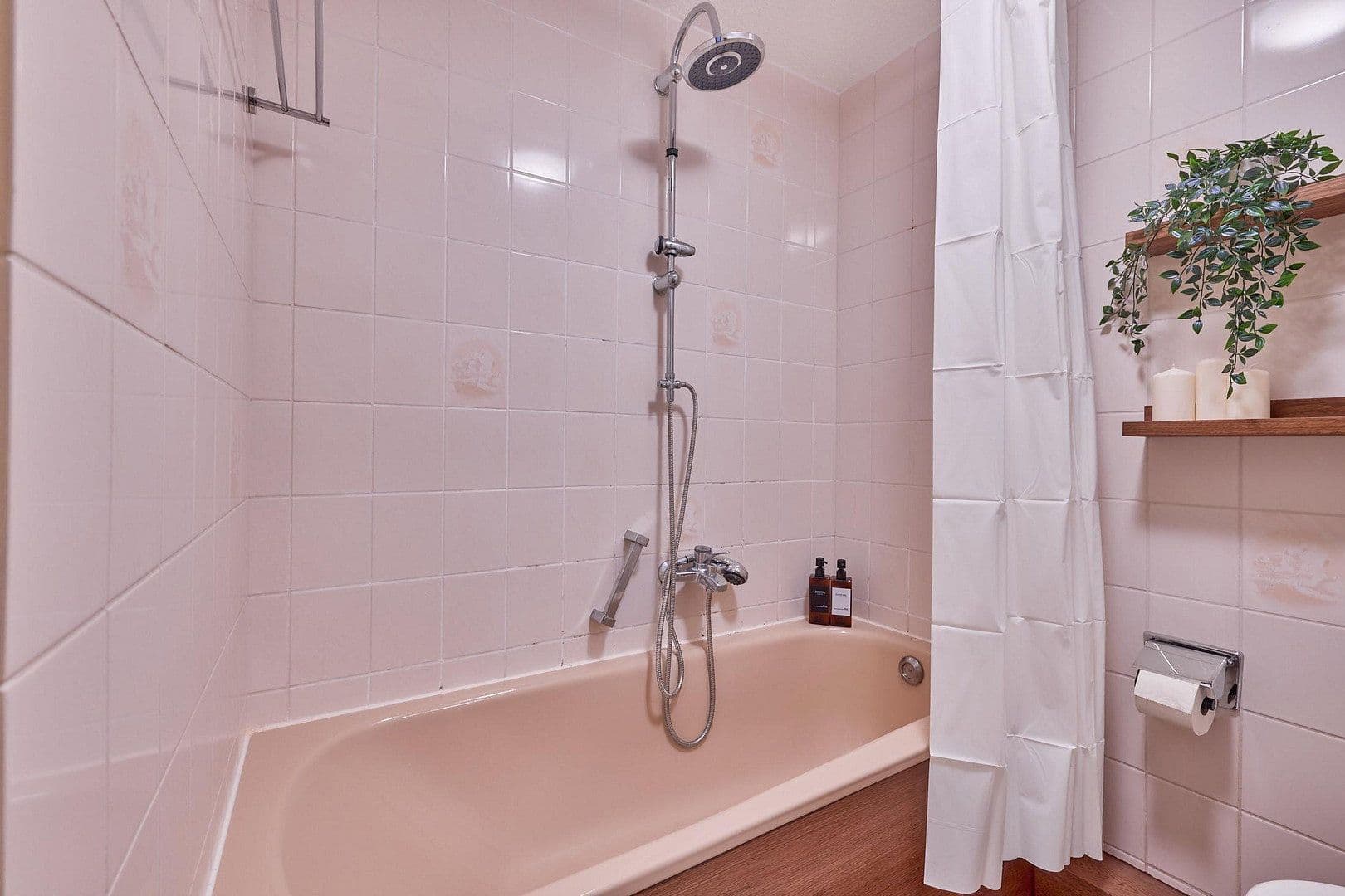 Pronájem bytu 1+1 43 m², Kurt-Schumacher-Straße 32, Kaiserslautern, Porýní-Falc Pronájem bytu 1+1 43 m², Kurt-Schumacher-Straße 32, Kaiserslautern, Porýní-Falc