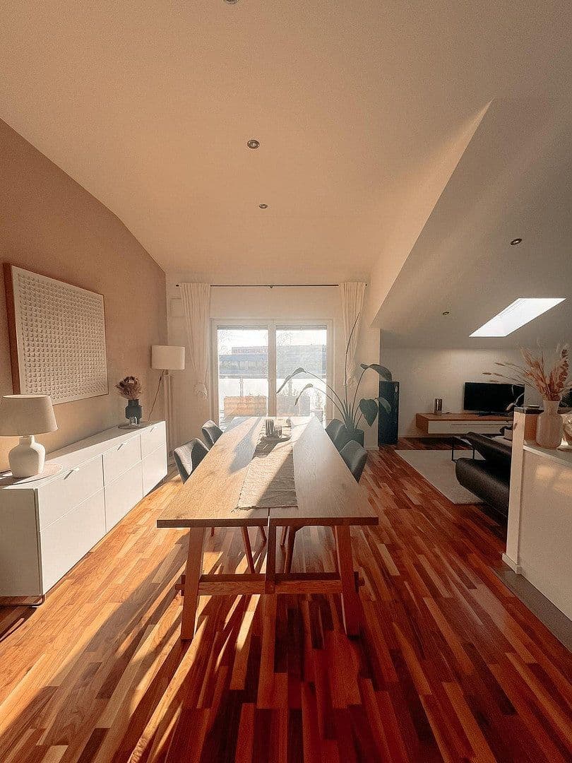 Pronájem bytu 3+1 80 m², Merianstr. 1a, Ingolstadt, Bavorsko Pronájem bytu 3+1 80 m², Merianstr. 1a, Ingolstadt, Bavorsko