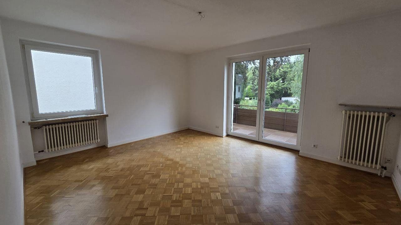 Pronájem bytu 4+1 100 m², Schatenstr. 14, Bielefeld, Severní Porýní-Vestfálsko Pronájem bytu 4+1 100 m², Schatenstr. 14, Bielefeld, Severní Porýní-Vestfálsko