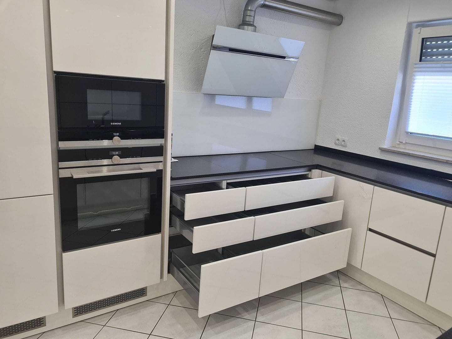 Pronájem bytu 4+1 115 m², Fellbach, Bádensko-Württembersko Pronájem bytu 4+1 115 m², Fellbach, Bádensko-Württembersko