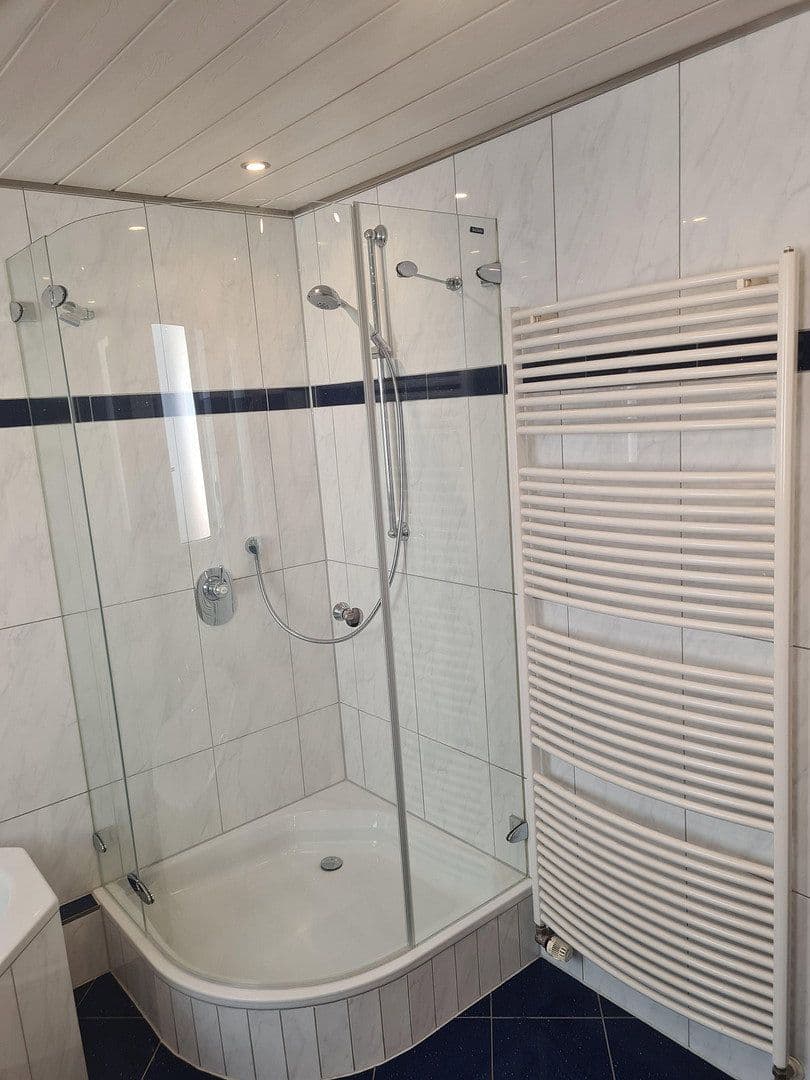 Pronájem bytu 4+1 115 m², Fellbach, Bádensko-Württembersko Pronájem bytu 4+1 115 m², Fellbach, Bádensko-Württembersko