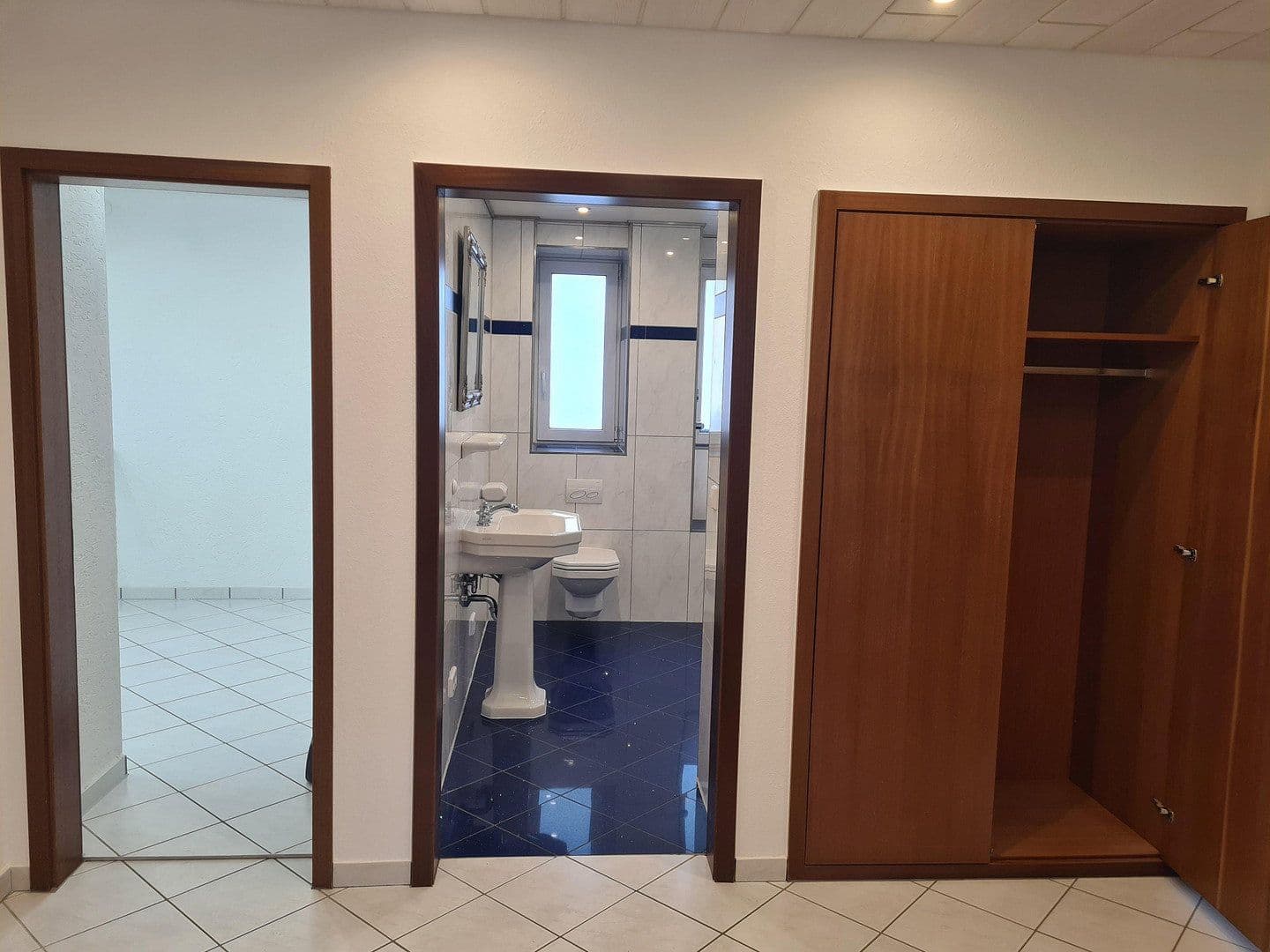 Pronájem bytu 4+1 115 m², Fellbach, Bádensko-Württembersko Pronájem bytu 4+1 115 m², Fellbach, Bádensko-Württembersko