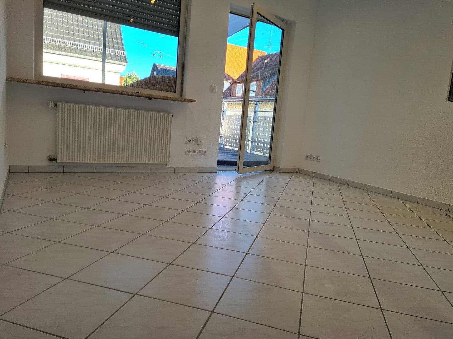 Pronájem bytu 4+1 115 m², Fellbach, Bádensko-Württembersko Pronájem bytu 4+1 115 m², Fellbach, Bádensko-Württembersko