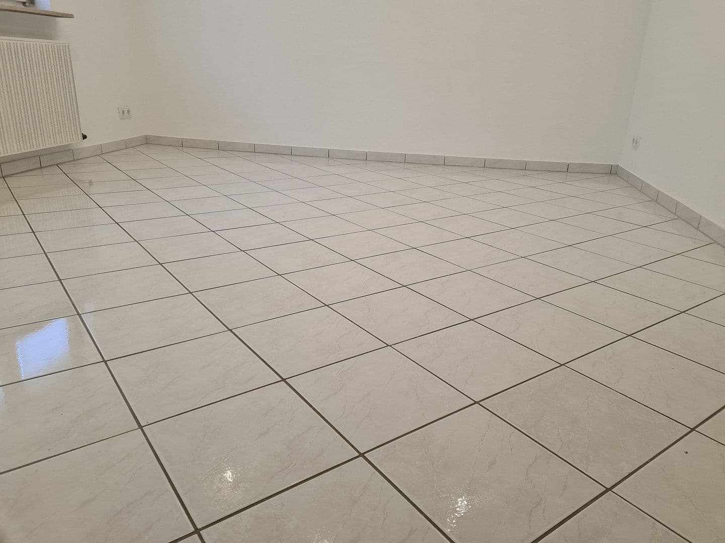 Pronájem bytu 4+1 115 m², Fellbach, Bádensko-Württembersko Pronájem bytu 4+1 115 m², Fellbach, Bádensko-Württembersko