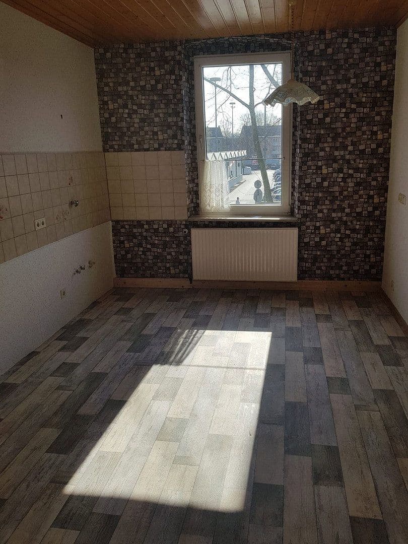 Pronájem bytu 3+1 72 m², Ziegelhorststraße 45, Duisburg, Severní Porýní-Vestfálsko Pronájem bytu 3+1 72 m², Ziegelhorststraße 45, Duisburg, Severní Porýní-Vestfálsko