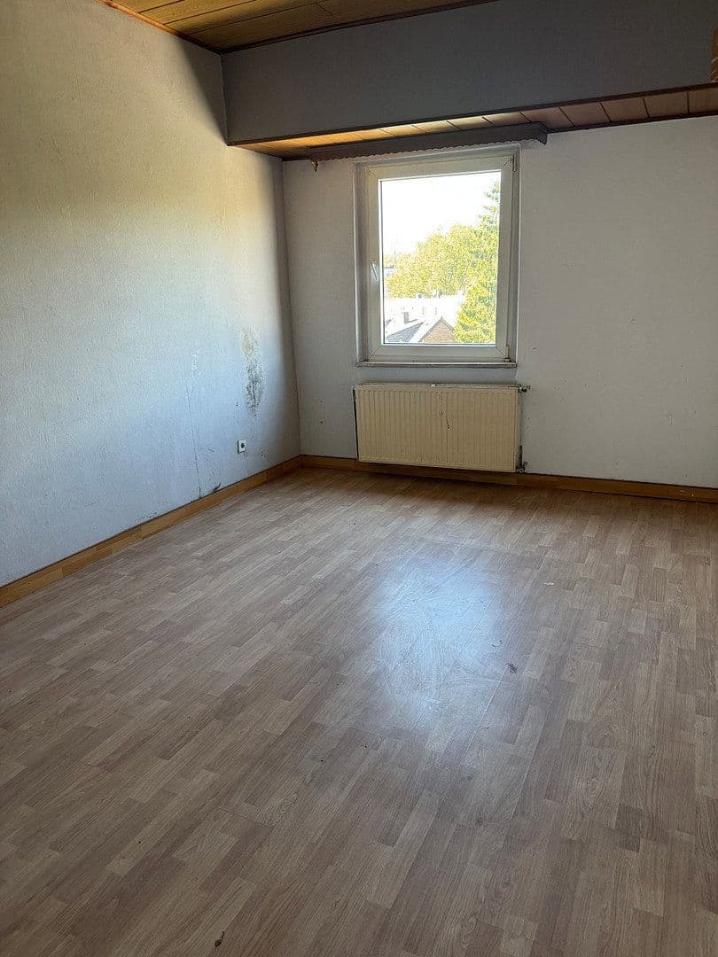 Pronájem bytu 3+1 72 m², Ziegelhorststraße 45, Duisburg, Severní Porýní-Vestfálsko Pronájem bytu 3+1 72 m², Ziegelhorststraße 45, Duisburg, Severní Porýní-Vestfálsko