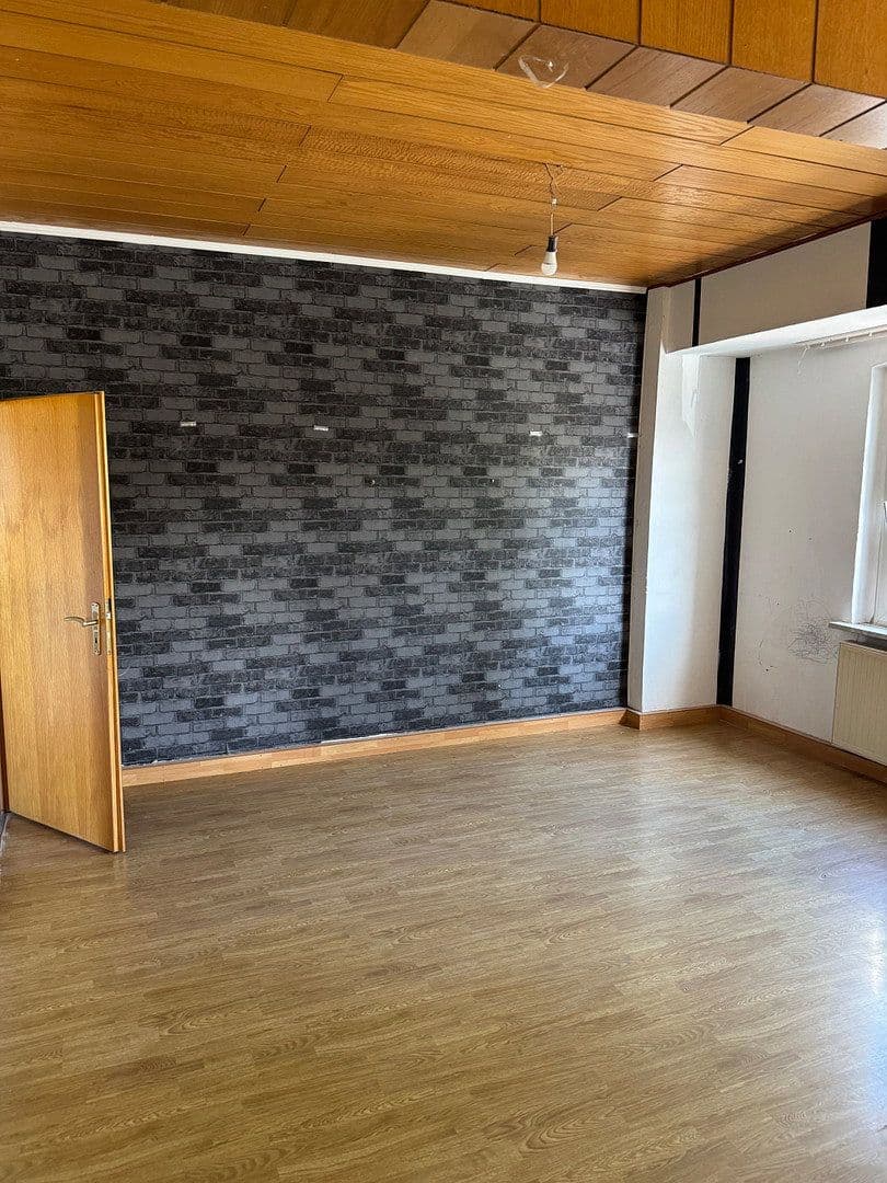 Pronájem bytu 3+1 72 m², Ziegelhorststraße 45, Duisburg, Severní Porýní-Vestfálsko Pronájem bytu 3+1 72 m², Ziegelhorststraße 45, Duisburg, Severní Porýní-Vestfálsko