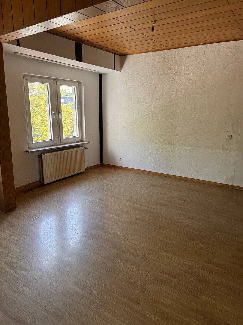 Pronájem bytu 3+1 72 m², Ziegelhorststraße 45, Duisburg, Severní Porýní-Vestfálsko Pronájem bytu 3+1 72 m², Ziegelhorststraße 45, Duisburg, Severní Porýní-Vestfálsko