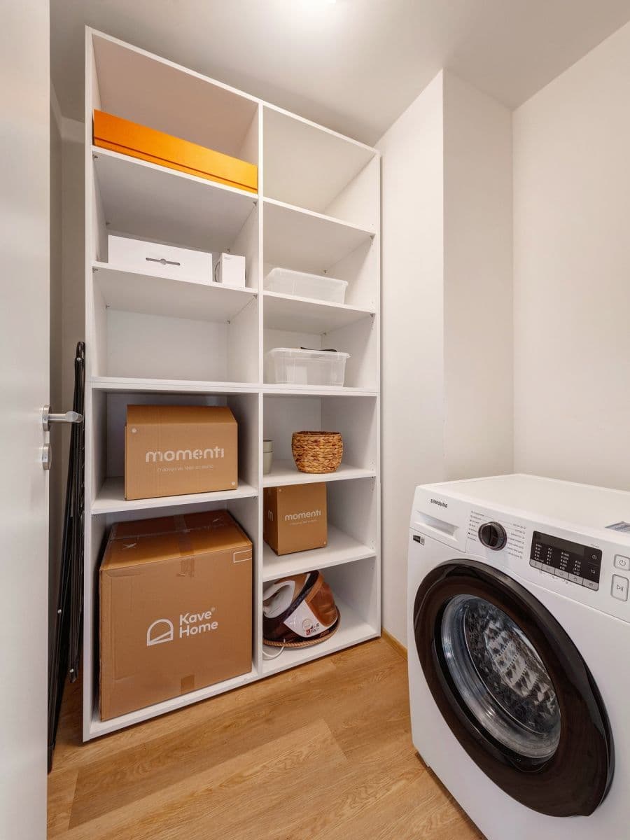 Pronájem bytu 1+kk 40 m², Františka Kováříka, Plzeň, Plzeňský kraj Pronájem bytu 1+kk 40 m², Františka Kováříka, Plzeň, Plzeňský kraj
