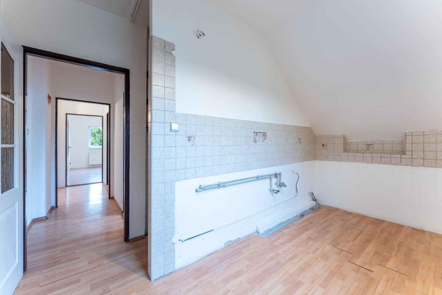 Prodej domu 170 m², pozemek 699 m², Pražská, Jíloviště, Středočeský kraj Prodej domu 170 m², pozemek 699 m², Pražská, Jíloviště, Středočeský kraj