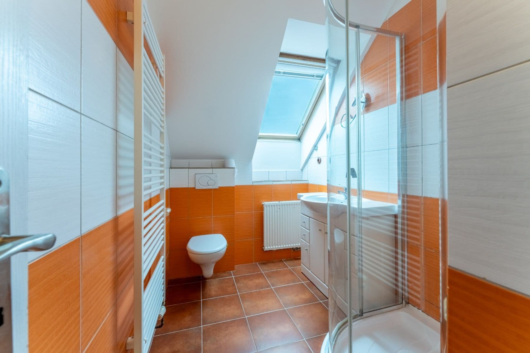 Prodej domu 170 m², pozemek 699 m², Pražská, Jíloviště, Středočeský kraj Prodej domu 170 m², pozemek 699 m², Pražská, Jíloviště, Středočeský kraj
