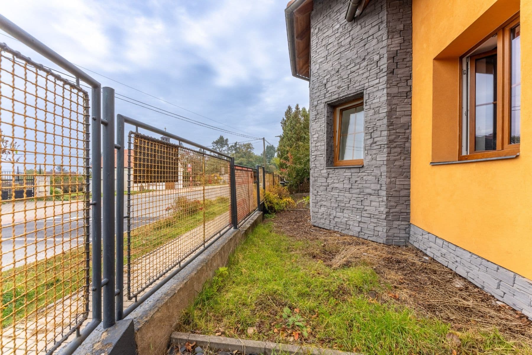 Prodej domu 170 m², pozemek 699 m², Pražská, Jíloviště, Středočeský kraj Prodej domu 170 m², pozemek 699 m², Pražská, Jíloviště, Středočeský kraj