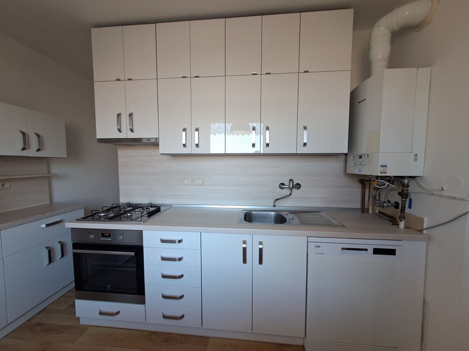 Pronájem bytu 3+1 72 m², Na Stárce, Praha, Praha Pronájem bytu 3+1 72 m², Na Stárce, Praha, Praha