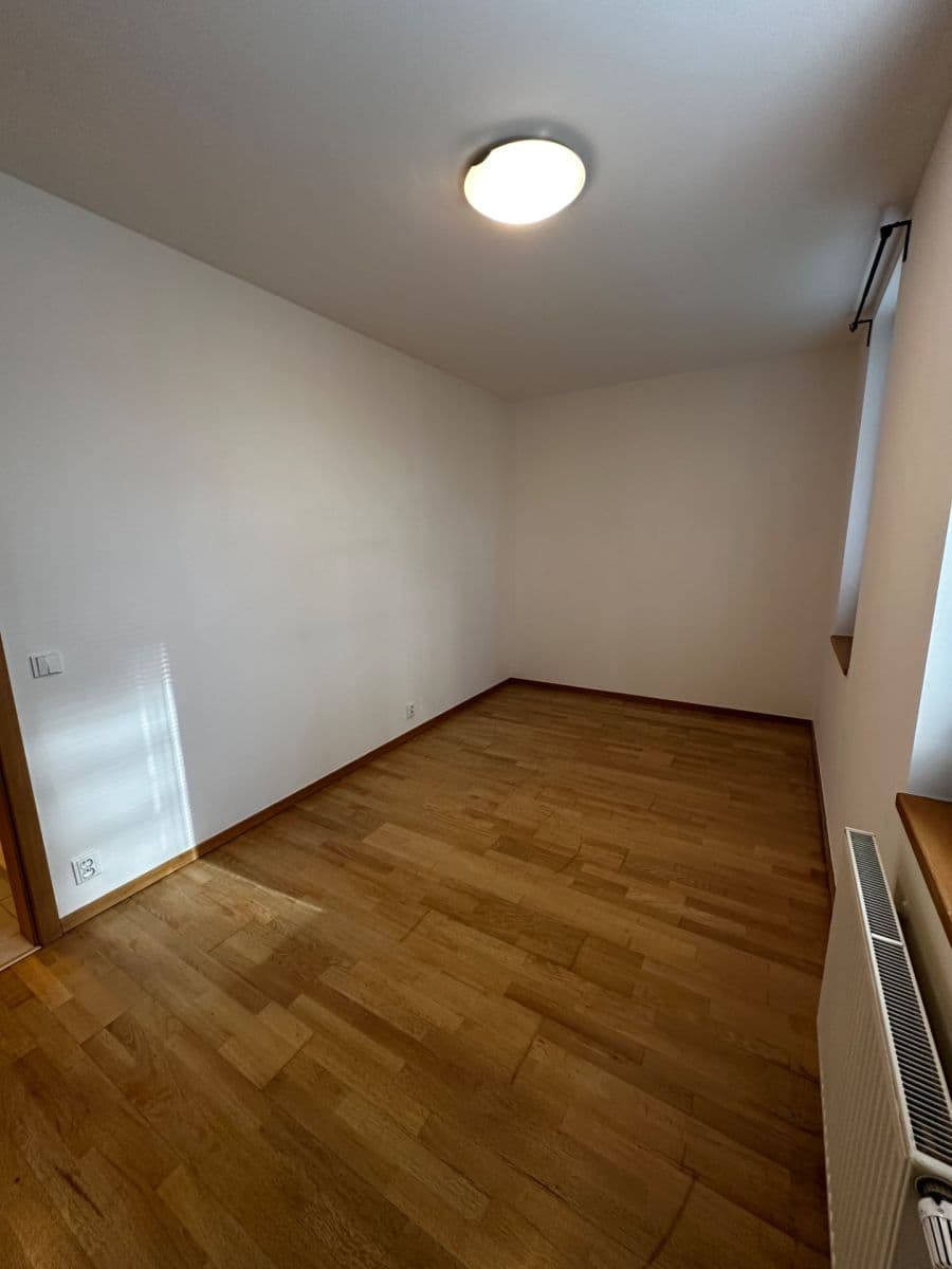 Pronájem bytu 2+kk 66 m², Valečovská, Praha, Praha Pronájem bytu 2+kk 66 m², Valečovská, Praha, Praha