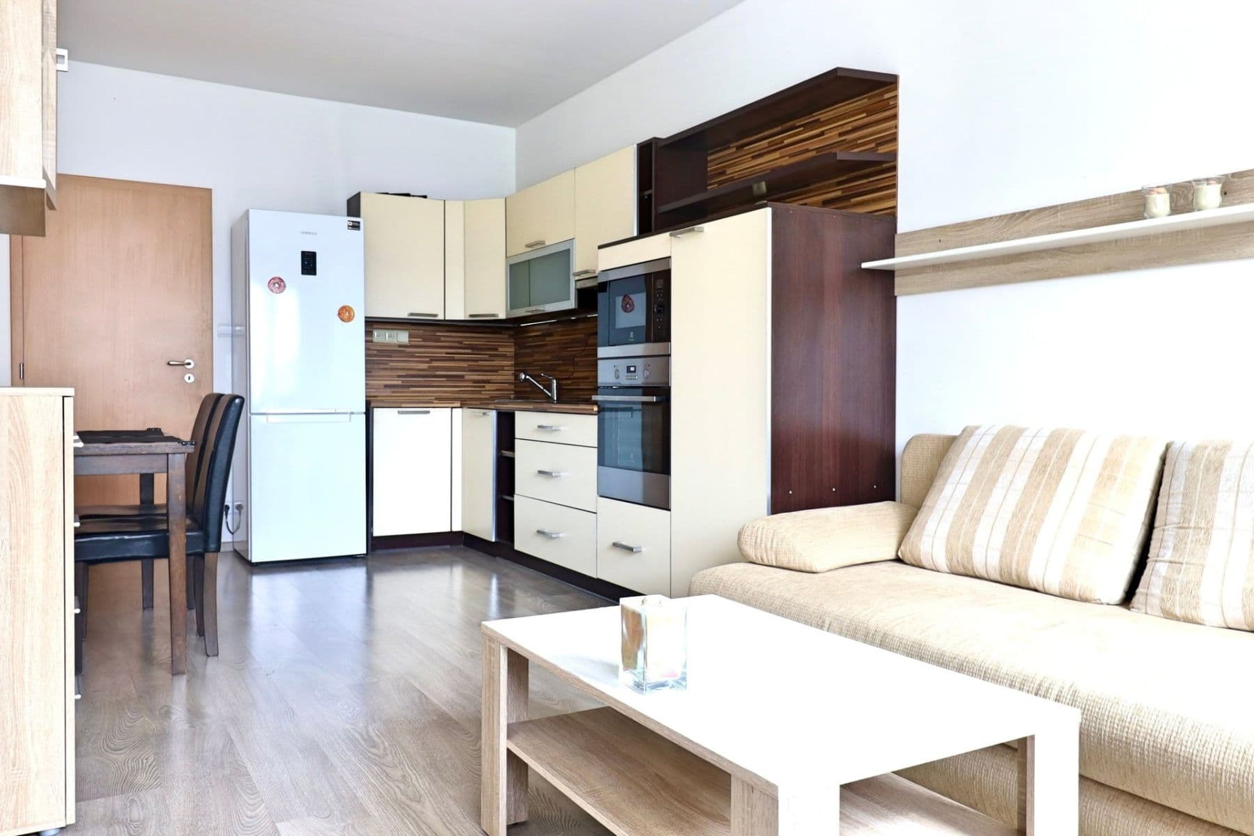Pronájem bytu 2+kk 45 m², Zakšínská, Praha, Praha Pronájem bytu 2+kk 45 m², Zakšínská, Praha, Praha